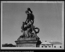 Białystok, odbudowa Pałacu Branickich, rzeźba Herkulesa