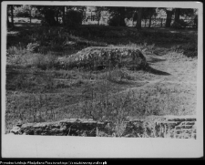 Białystok, przyczółki filary mostu w ogrodzie Branickich