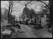 Kazuń Polski, kościół i cmentarz