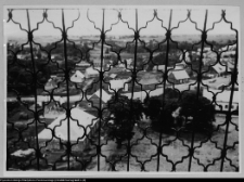 Sejny, krata balkonowa na wieży kościoła podominikańskiego