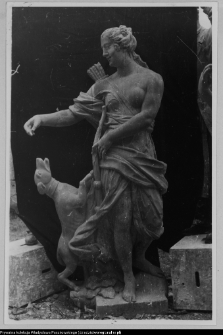 Białystok, Ogrody Branickich, rzeźba ogrodowa (Diana)