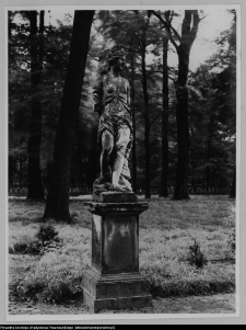 Białystok, Ogrody Branickich, rzeźba ogrodowa