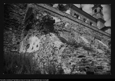 Wigry, zesp&oacute;ł klasztorno-kościelny (mury oporowe)