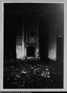 Łosośna, drewniany dw&oacute;r