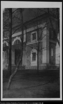 Filip&oacute;w, kości&oacute;ł