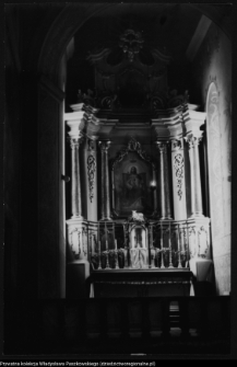 Filipów, kościół - ołtarz główny