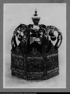 Zabłud&oacute;w, synagoga - korona