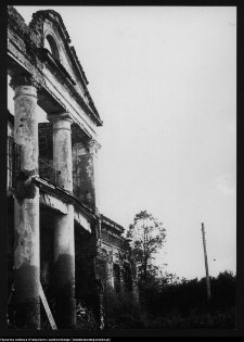 Lewickie, dw&oacute;r