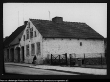 Olecko, ul. Armii Czerwonej 15 i 17