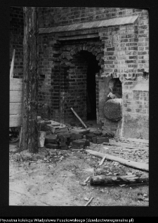 Wizna, odbudowa kościoła (portal)