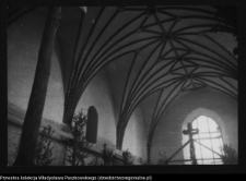 Wizna, odbudowa kościoła (sklepienie)