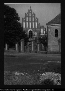 Wizna, odbudowa kościoła