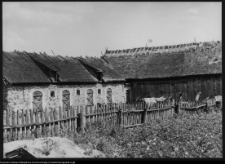 Czerwonki, zabudowania gospodarcze