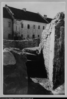 Supraśl, odgruzowywanie cerkwi pobazyliańskiej