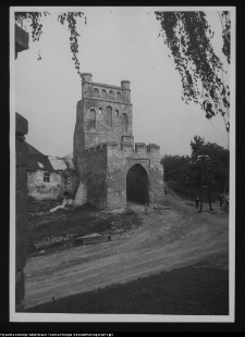 Szydł&oacute;w, Brama Krakowska