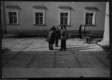 Władysław Paszkowski i jego wsp&oacute;łpracownicy