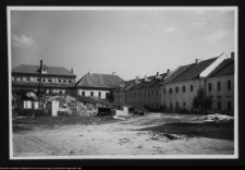 Supraśl, Pałac Opat&oacute;w w czasie odgruzowywania