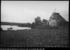 Mała Huta, brama folwarczna