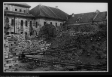 Supraśl, pobazyliański zesp&oacute;ł cerkiewno-klasztorny - odgruzowywanie