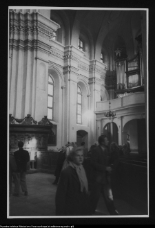 Sierak&oacute;w, kości&oacute;ł