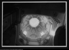 Sierak&oacute;w, kości&oacute;ł