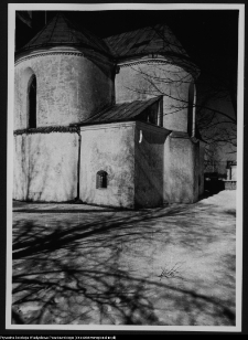 Krasnyb&oacute;r, kości&oacute;ł