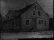 Banie Mazurskie, ul. Konopnickiej 1