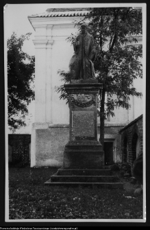 Ciechanowiec, pomnik ks. K. Kluka