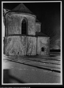 Krasnyb&oacute;r, kości&oacute;ł