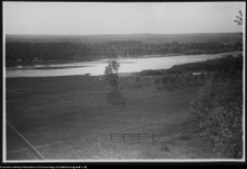 Mielnik, widok z g&oacute;ry zamkowej na rzekę Bug