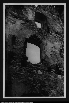 Mir&oacute;w, ruiny zamku - fragment