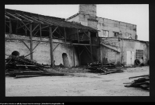 Kozowszczyzna, ruiny cegielni