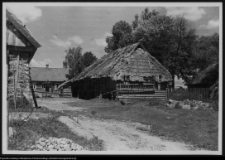 Miłkowice-Maćki, chaty drewniane