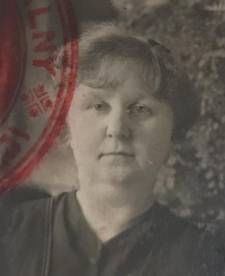 Janina Warchałowska, fotografia z paszportu zagranicznego wydanego przez Polski Komitet Centralny w Brazylii
