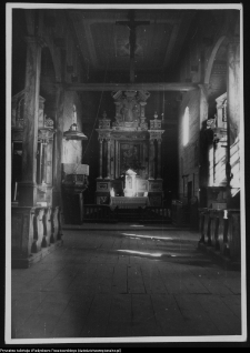 Zawady, kości&oacute;ł Narodzenia NMP (przeniesiony w 1979 r. do wsi Cibory-Kołaczki), wnętrze