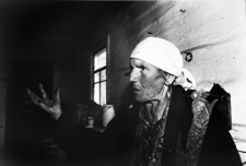 Wieś Piaskowce. Ze spotkania. Kolekcja fotografii dokumentalnej „Losy posłuchane – Białoruś”. [Dokument ikonograficzny]