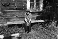 Nowosiółki. „Dziadek z nieba”. Kolekcja fotografii dokumentalnej „Losy posłuchane – Białoruś”. [Dokument ikonograficzny]