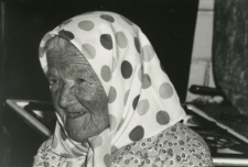 Spotkanie. Wykonane podczas podr&oacute;ży do wiosek polskich nad Bugiem. Kolekcja fotografii dokumentalnej &ndash; Losy posłuchane. Wioski pogranicza polsko-ukraińskiego w Polsce nad Bugiem. [Dokument ikonograficzny]