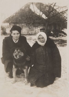 Białoruś. Wieś Markucie. Fotografia z albumu rodzinnego Bernardy Połujan. Kolekcja fotografii archiwalnej – Losy posłuchane - Białoruś. [Dokument ikonograficzny]