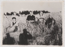 Białoruś. Wieś Ładyga. Fotografia z albumu rodzinnego Stanisławy Trusiłło (ur. 1925, Wasiliszki)