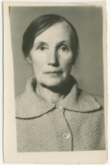 Białoruś. Wieś Markucie. Fotografia z albumu rodzinnego Bernardy Połujan. Kolekcja fotografii archiwalnej &ndash; Losy posłuchane - Białoruś. [Dokument ikonograficzny]