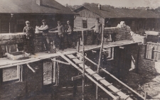 Budowa domu państwa Neuhüttler, ul. Wołodyjowskiego 13, Białystok, 1932 r.