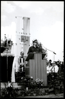 Msza św. przy kościele pw. Św. Kazimierza Królewicza, ul. Św. Kazimierza, Białystok, 1981 r.