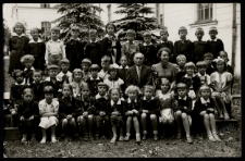 Zdjęcie klasy I Szkoły Powszechnej, ul. Mickiewicza, Białystok, 1936 r.