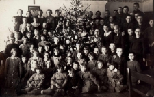 Uczniowie Szkoły Podstawowej w Michałowie, 1934 r.