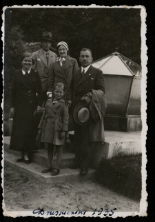 Krystyna Zawadzka z rodziną, Druskieniki, Litwa, 1935 r.