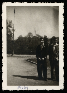 Zdjęcie mężczyzn, 1946 r.