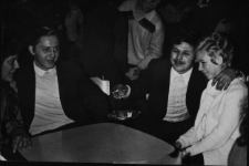 Spotkanie integracyjne pracowników Fabryki Przyrządów i Uchwytów w Białymstoku, świetlica zakładowa, ul. Łąkowa 3, Białystok, 1972 r.