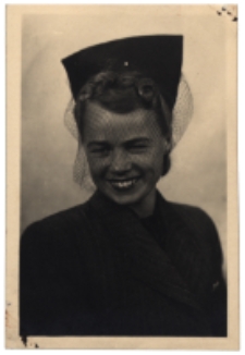 Janina Pietuch, zdjęcie portretowe, Białystok, lata 30. XX w.