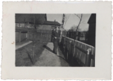 Podw&oacute;rze domu, ul. Słonimska 42, Białystok, lata 50-60 XX w.